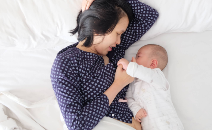 what-are-the-benefits-of-cosleeping-with-a-baby-what-are-the-potential-dangers-2
