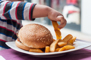 Tips for Eating Out With Kids